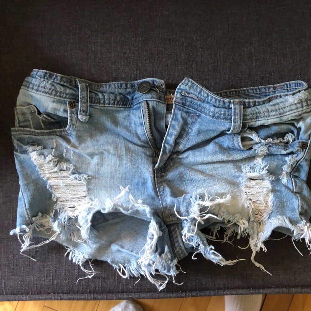 Distressed shorts
